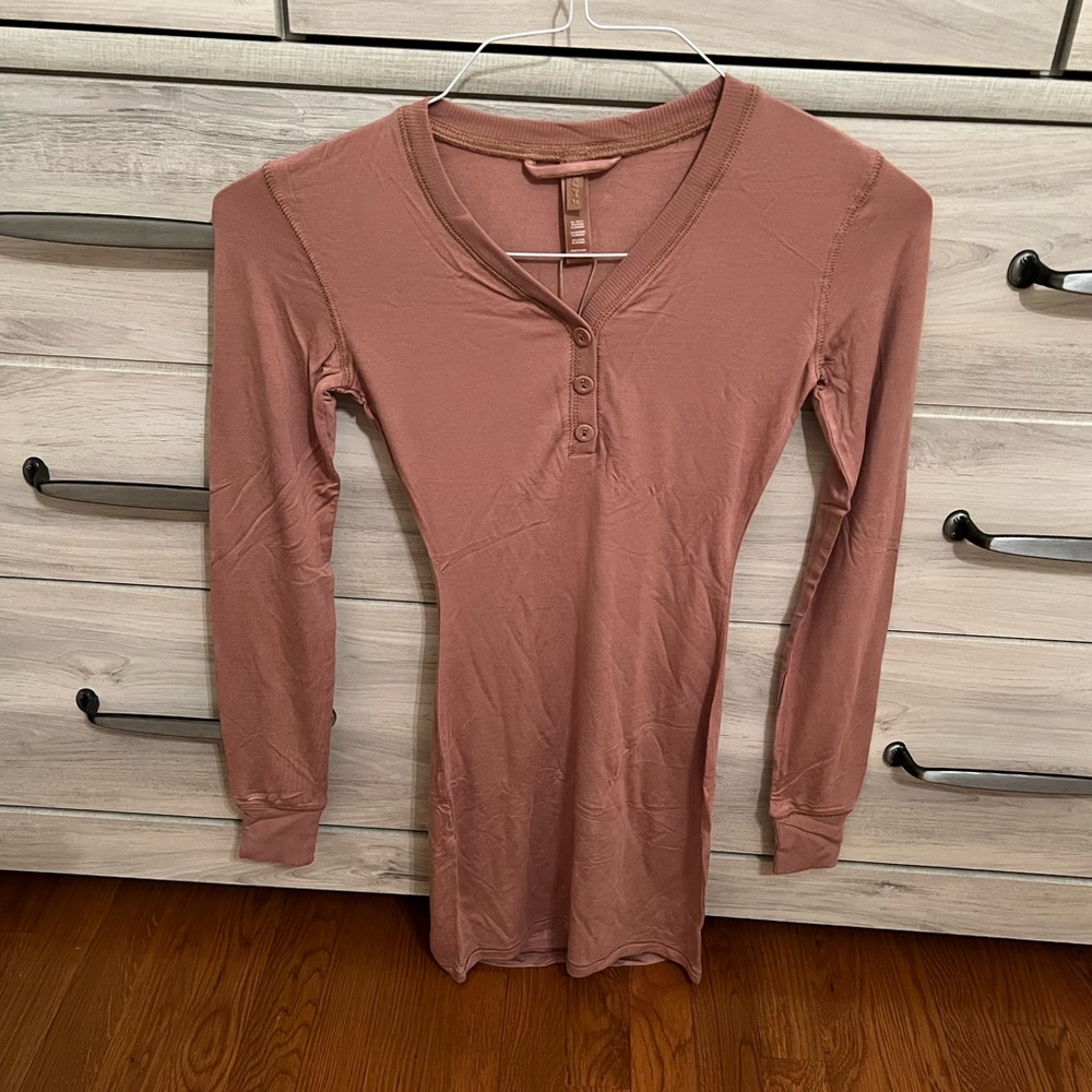 NWT SKIMS SLEEP DRESS SIZE XXS
